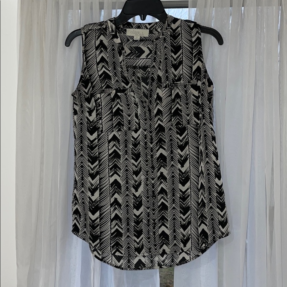 Black & Off-white Top